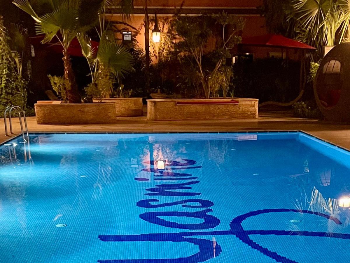 Yasmina Signature Majorelle *